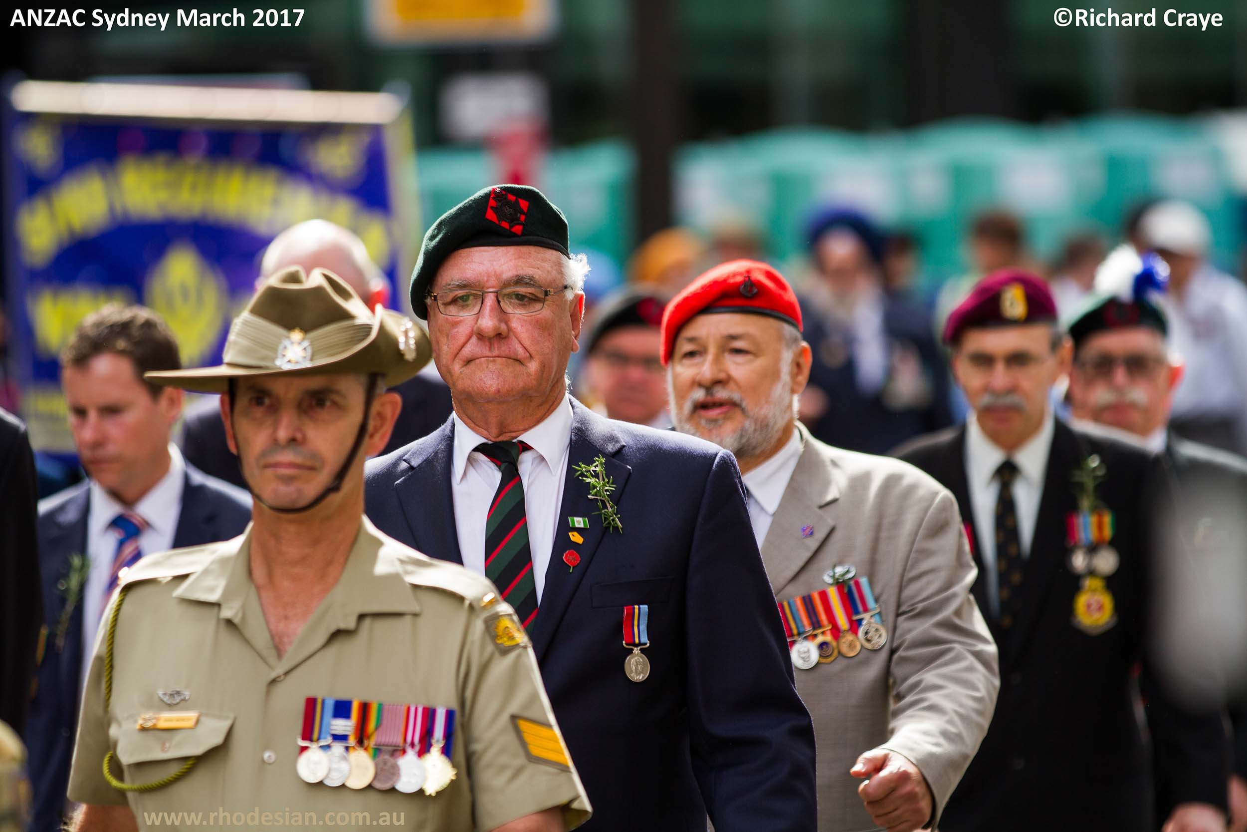 Australian reserve member with Rhodesian veterans in ANZAC Day March in Sydney in 2017 posted on www.rhodesian.com.au